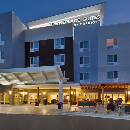 Towneplace Suites By Marriott Grand Rapids Airport Southeast エクステリア 写真