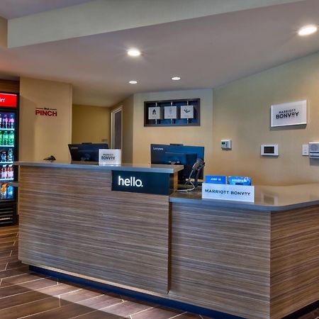 Towneplace Suites By Marriott Grand Rapids Airport Southeast エクステリア 写真